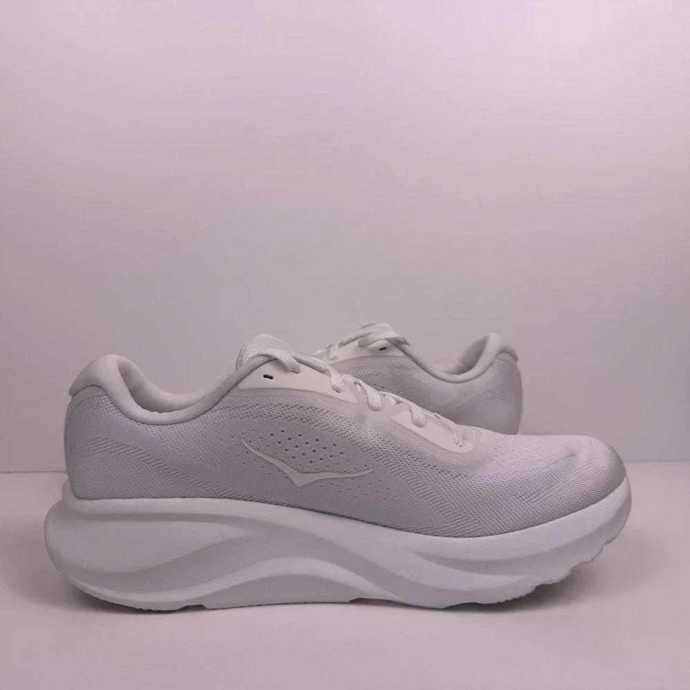 Hoka One One Rincon 5 Running Shoes Men's Size 10D White/White 1176630 Sample